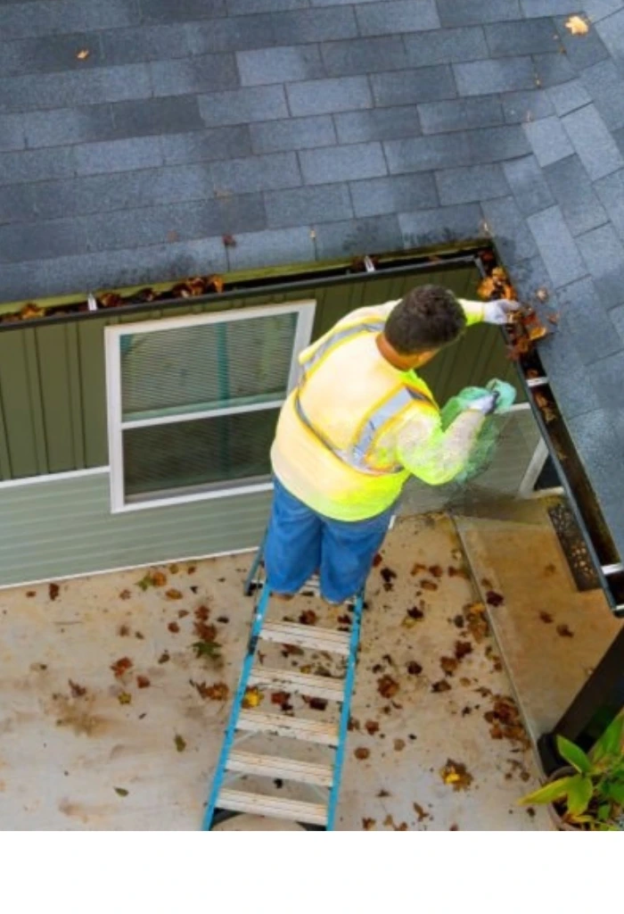 landlord-home-maintenance-gutter-cleaning